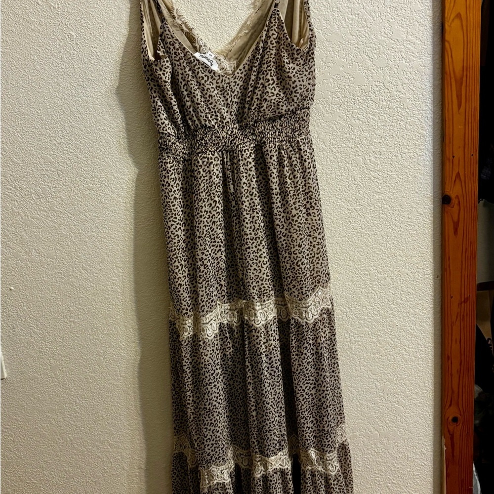 Leopard Print Maxi Dress with Cream Lace Trim - Picture 3 of 4